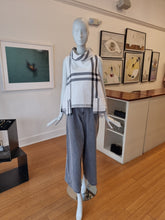 Load image into Gallery viewer, Blouse
