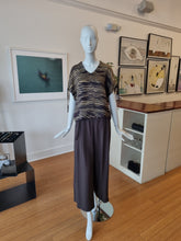 Load image into Gallery viewer, Blouse
