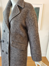 Load image into Gallery viewer, Coat
