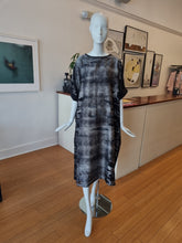 Load image into Gallery viewer, Dress
