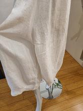 Load image into Gallery viewer, Trousers
