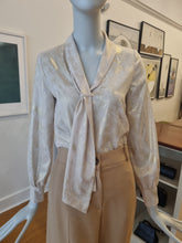Load image into Gallery viewer, Blouse

