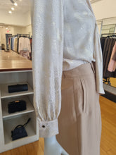 Load image into Gallery viewer, Blouse

