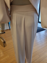 Load image into Gallery viewer, Trousers
