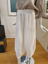 Load image into Gallery viewer, Trousers
