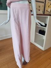 Load image into Gallery viewer, Trousers

