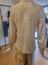Load image into Gallery viewer, Blouse
