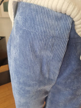Load image into Gallery viewer, Trousers
