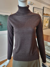 Load image into Gallery viewer, Turtleneck/ Sweater
