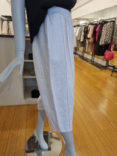 Load image into Gallery viewer, Trousers
