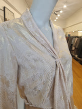 Load image into Gallery viewer, Blouse
