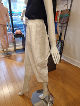 Load image into Gallery viewer, Trousers
