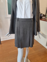 Load image into Gallery viewer, Skirt
