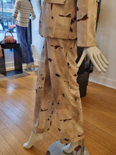 Load image into Gallery viewer, Trousers
