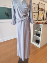 Load image into Gallery viewer, Blouse
