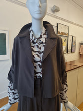 Load image into Gallery viewer, Jacket
