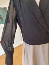 Load image into Gallery viewer, Blouse
