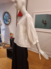 Load image into Gallery viewer, Blouse
