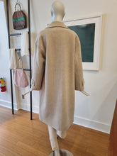 Load image into Gallery viewer, Coat
