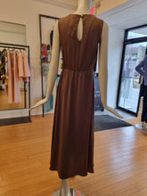 Load image into Gallery viewer, Dress
