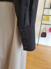 Load image into Gallery viewer, Blouse
