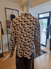 Load image into Gallery viewer, Blouse
