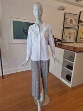 Load image into Gallery viewer, Shirt
