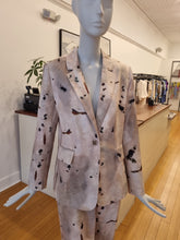 Load image into Gallery viewer, Jacket
