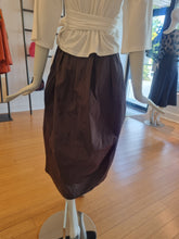 Load image into Gallery viewer, Skirt with Pockets

